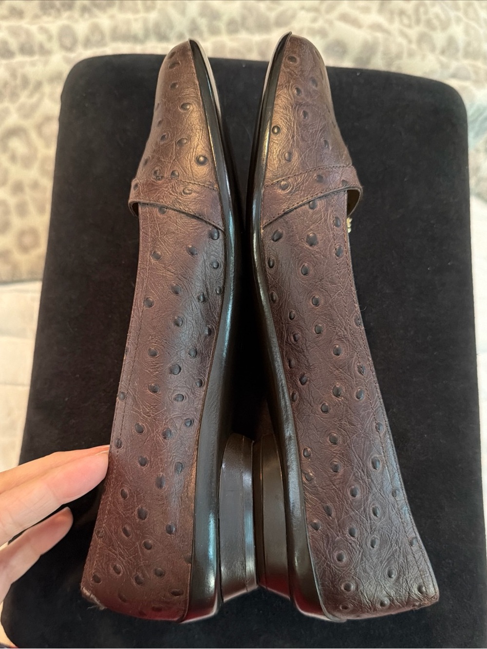 Salvatore Ferragamo Audrey Ballet Flats Ostrich Brown 8 - Picture 6 of 12